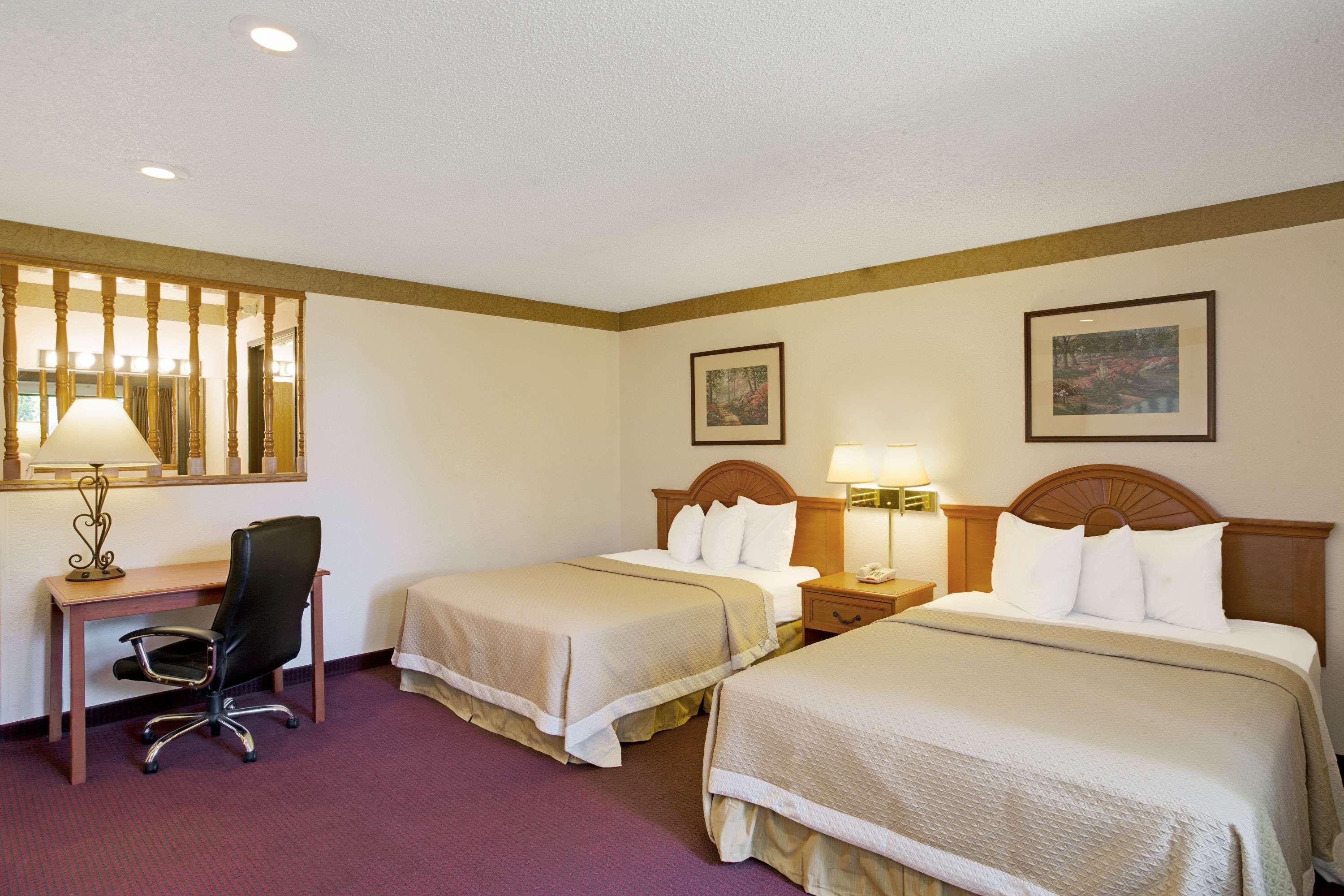 Antelope Inn & Suites Clearfield Buitenkant foto