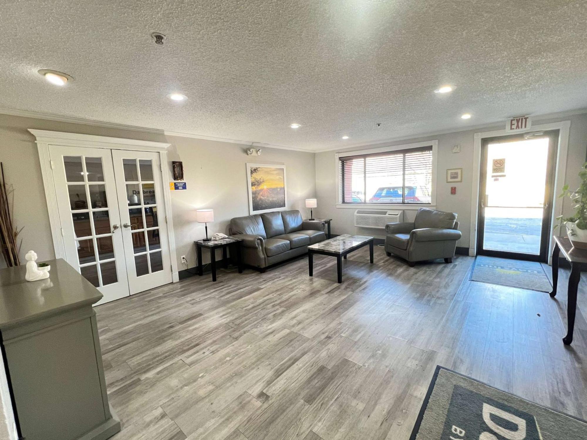 Antelope Inn & Suites Clearfield Buitenkant foto