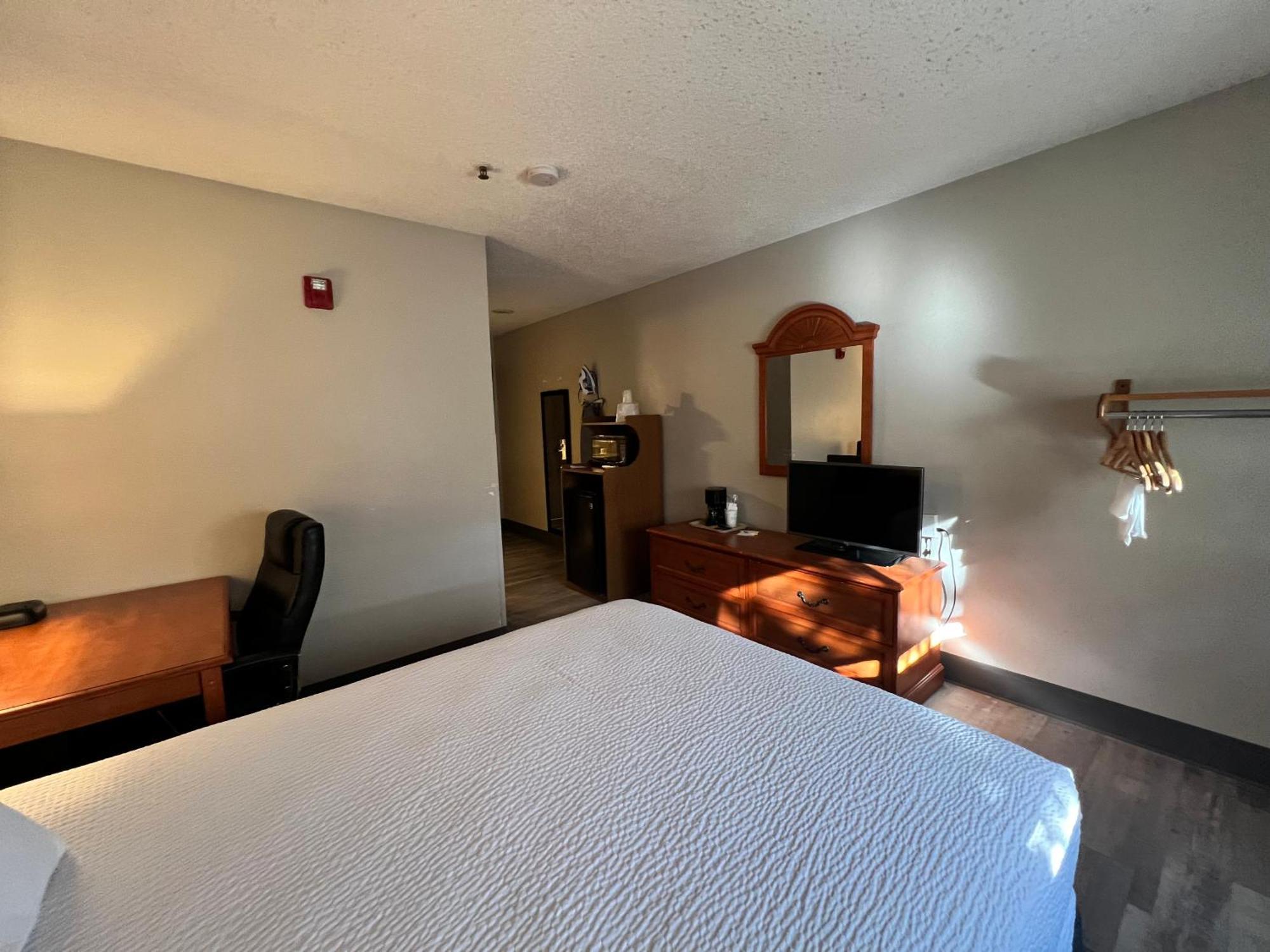 Antelope Inn & Suites Clearfield Buitenkant foto