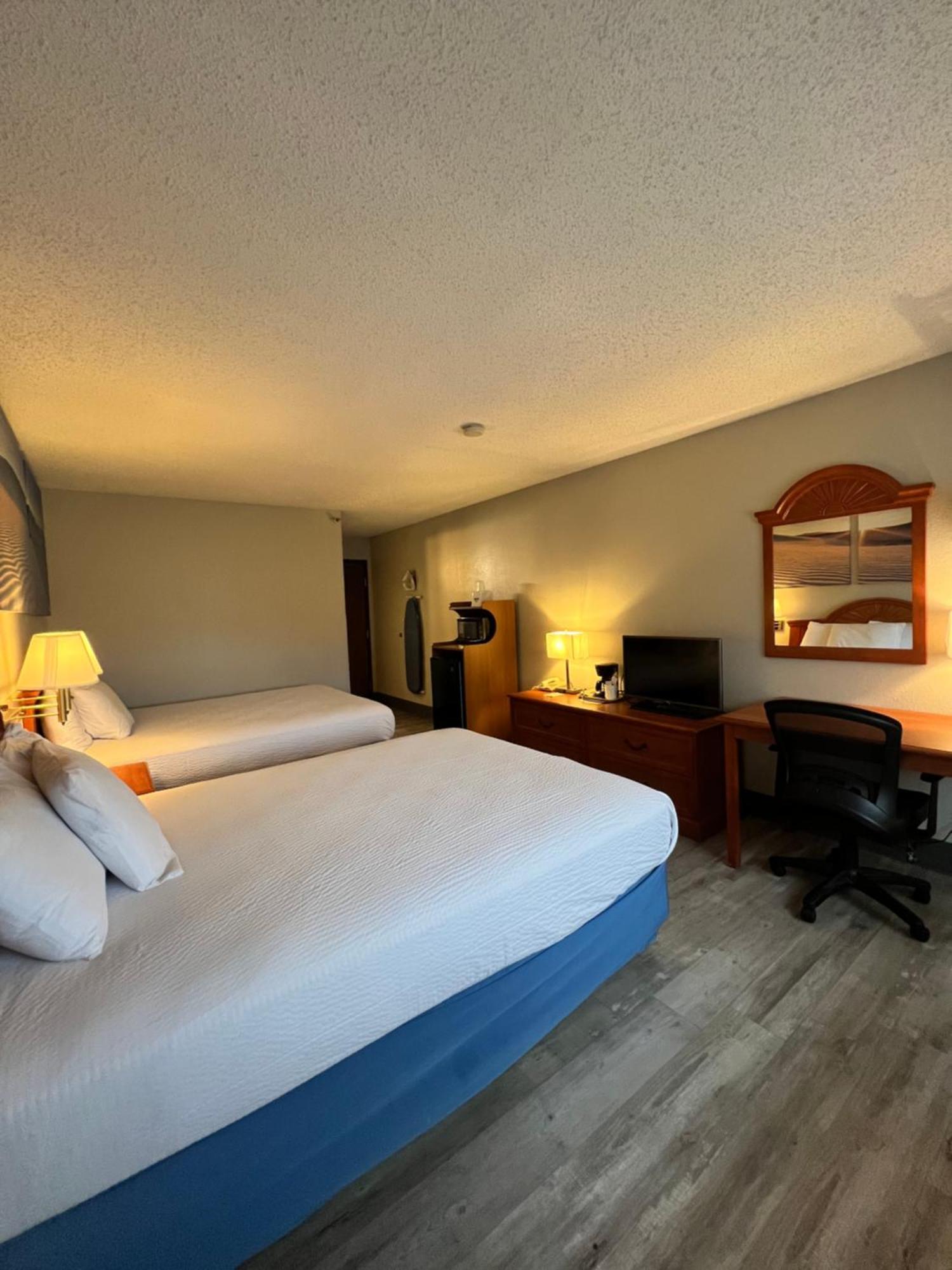 Antelope Inn & Suites Clearfield Buitenkant foto