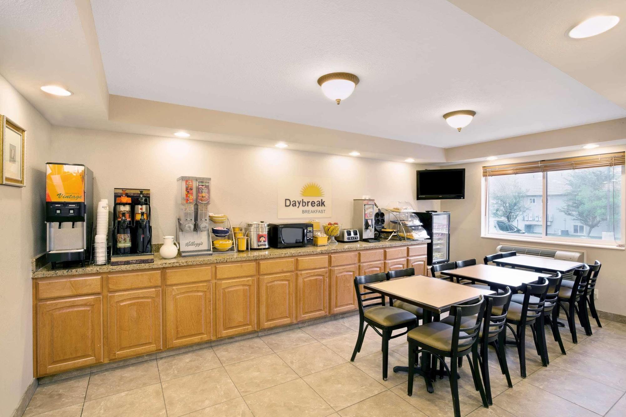 Antelope Inn & Suites Clearfield Buitenkant foto